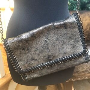 Urban Expressions, grey metallic Crossbody purse clutch￼
